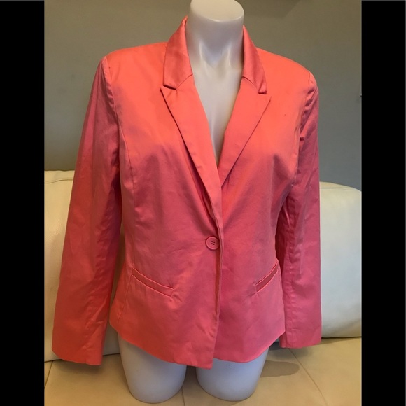 𝅺Metaphor Pink Blazer - Picture 2 of 6